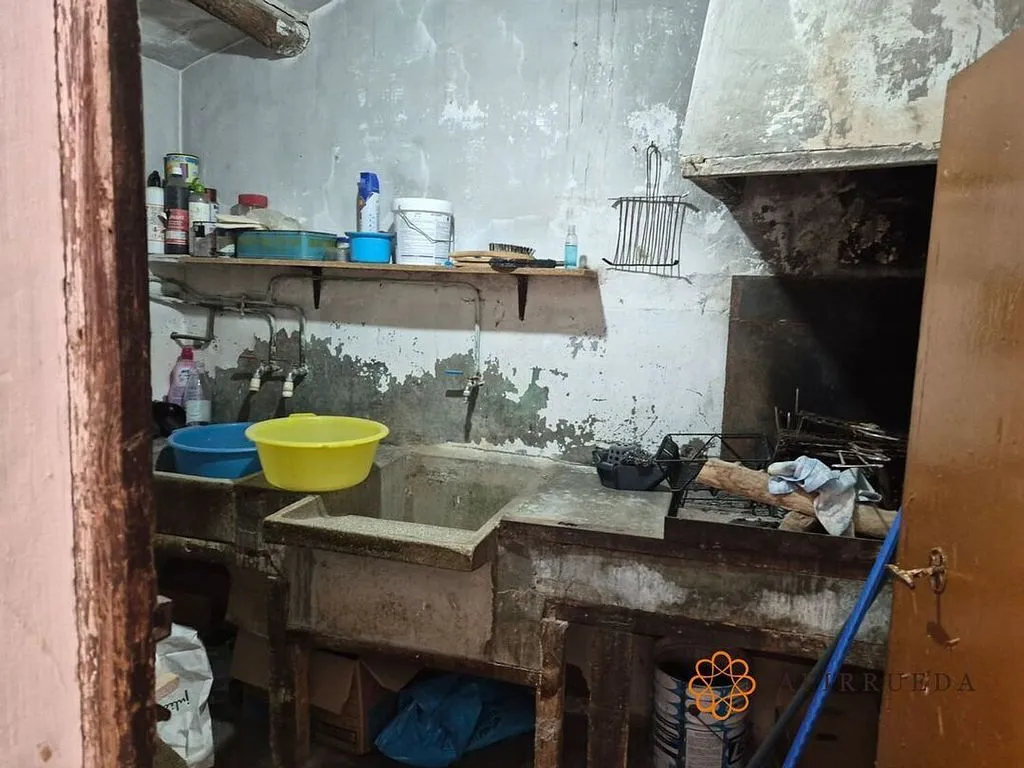 Cuisine - Traditional Chalet with Balcón in Alborge