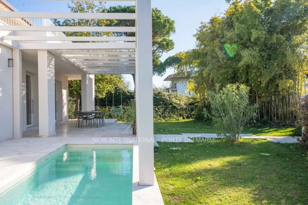 Bassein - Luxury Villa with Pool in Forte dei Marmi
