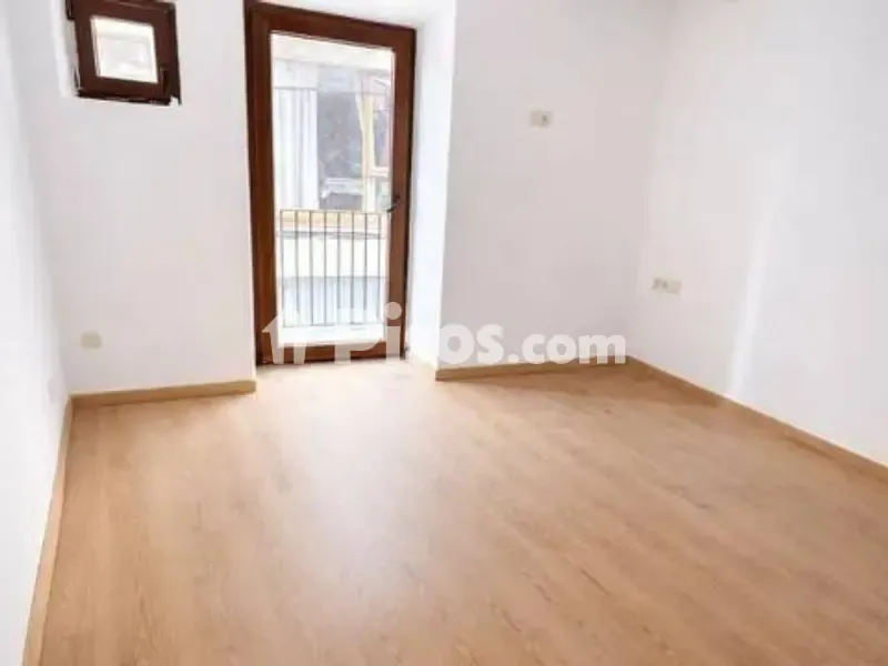 Toad - Duplex in Central Puigcerdà