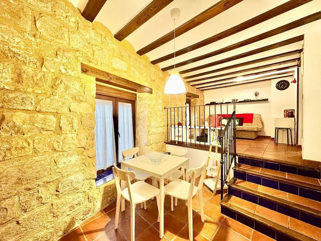 Salle à manger - Rustic Studio Flat in Plaza San Bartolomé, Jaén