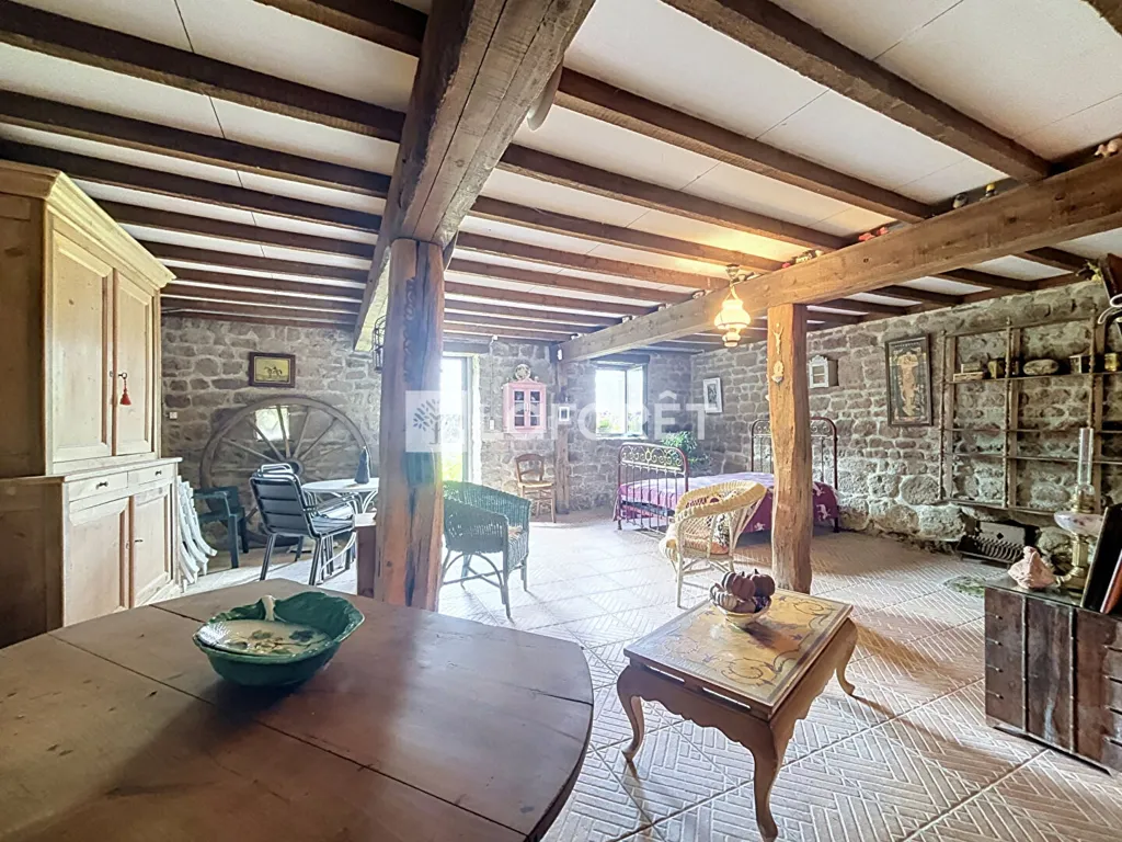 Söögituba - Rustic Stone House with Garden near Falaise