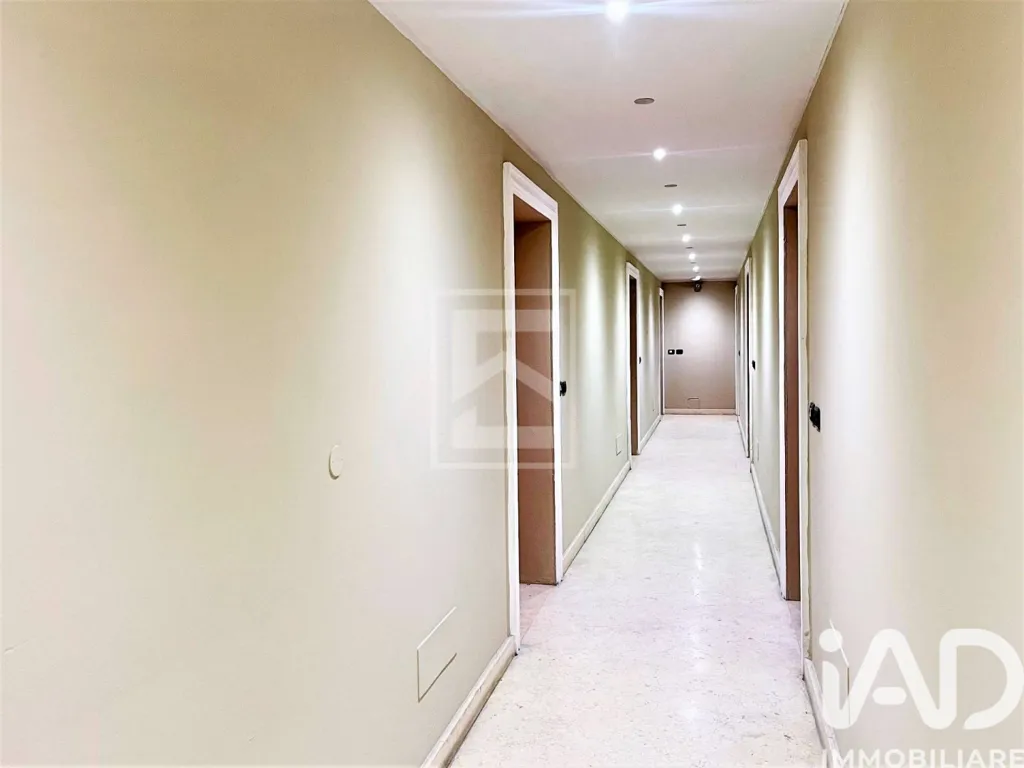 Entrée - Penthouse with Pool View in Desenzano del Garda