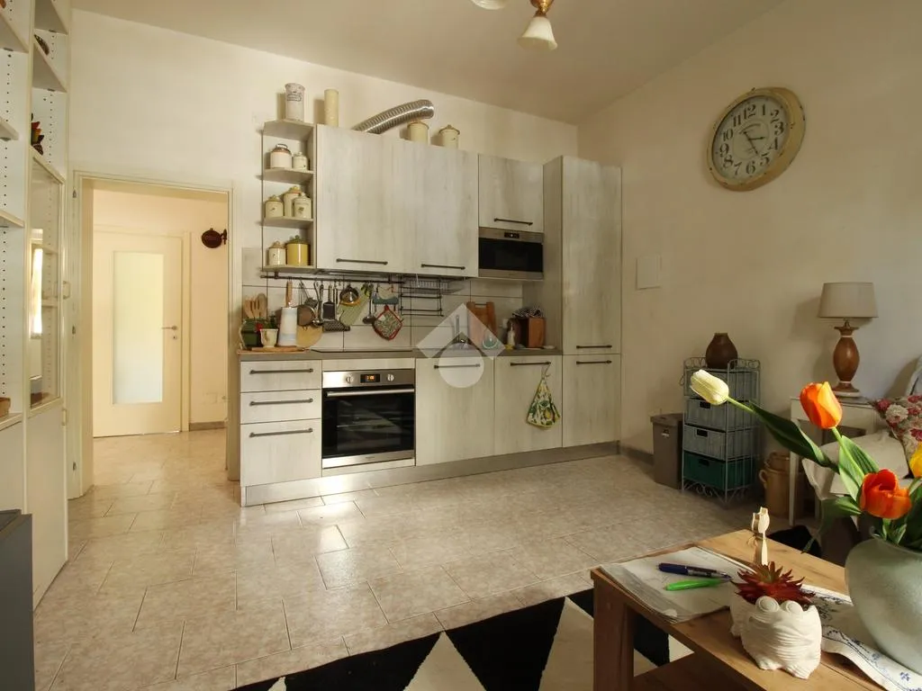 Cucina - Terrace-Accessed Apartment in Prato