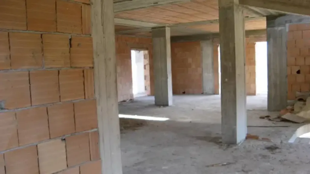 Toad - Under Construction Villa with Garden in Mendicino