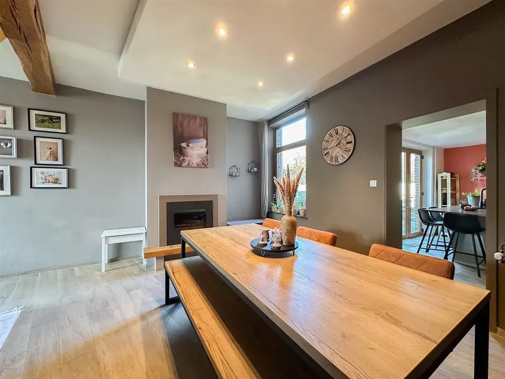 Dining Room - Traditional House with Garden in Ressaix