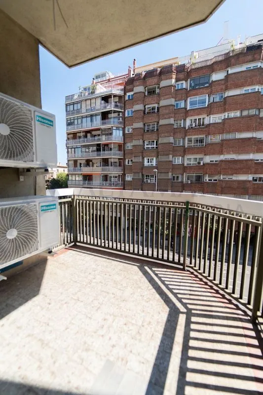 Balcony - Reform Apartment with Balcony in Barcelona