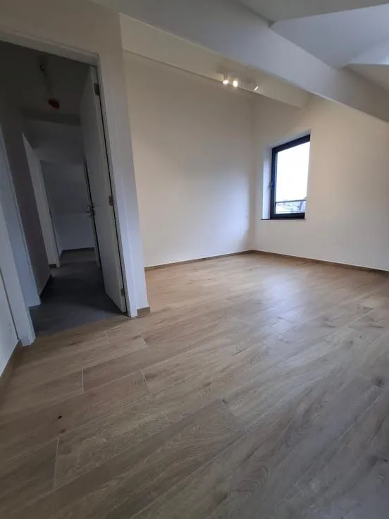 2 magamistoaga korter asukohas Namur