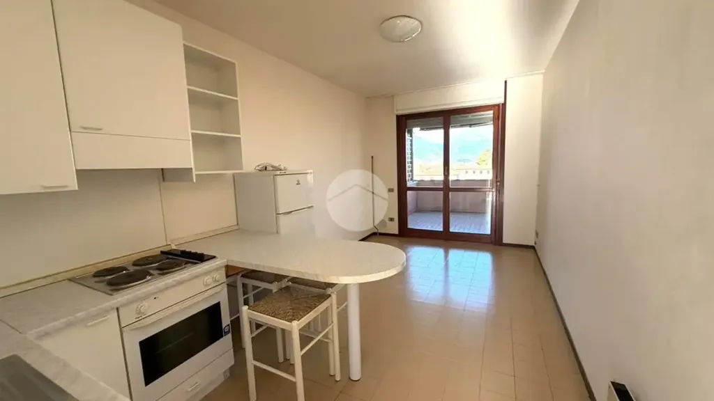 Cuisine - Apartment with Pool View in Manerba del Garda