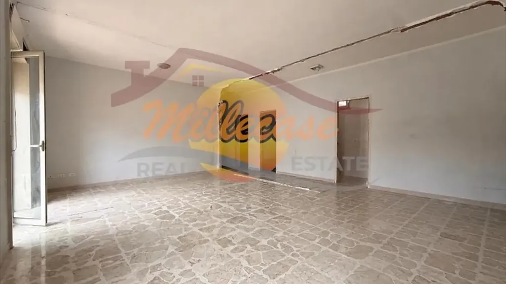 Pièces - Apartment with Balcony in Siracusa