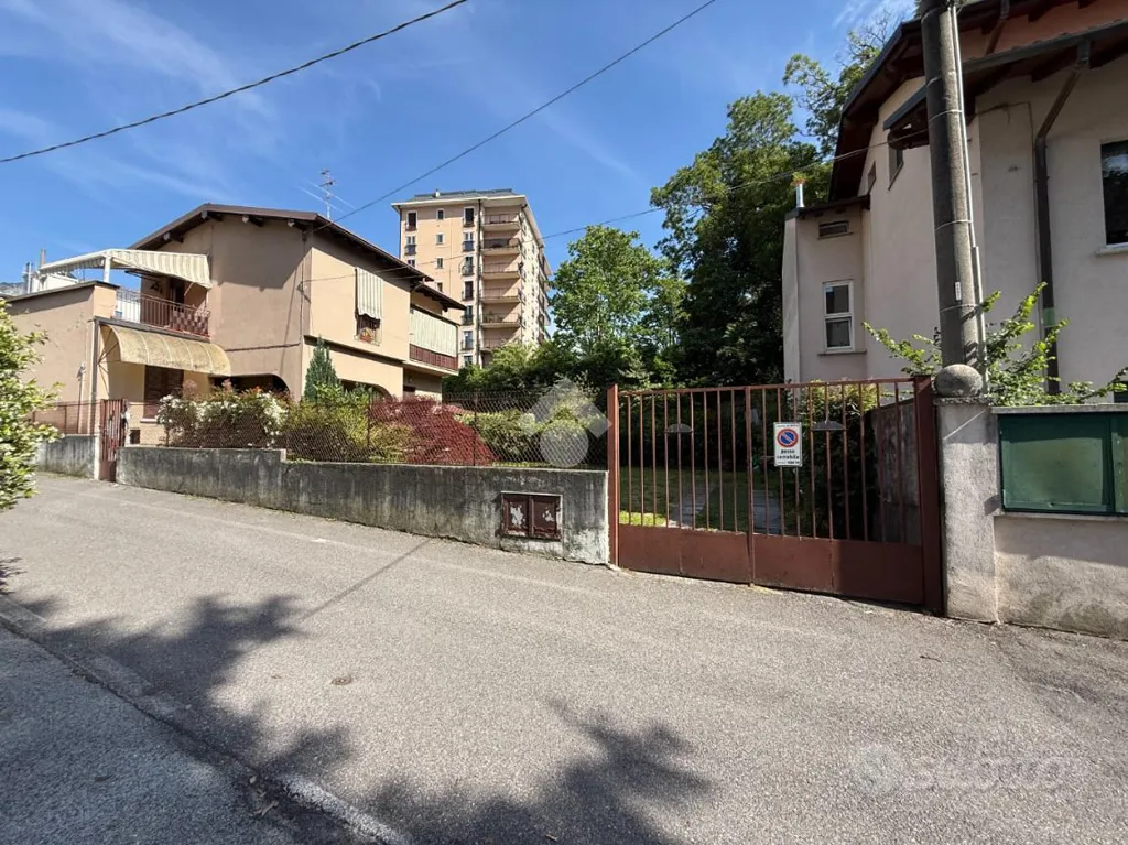 Extérieur - Three-Bedroom Apartment with Private Garden in Lecco