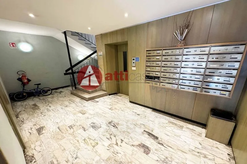 Esik - Apartment with Terrace in Trieste