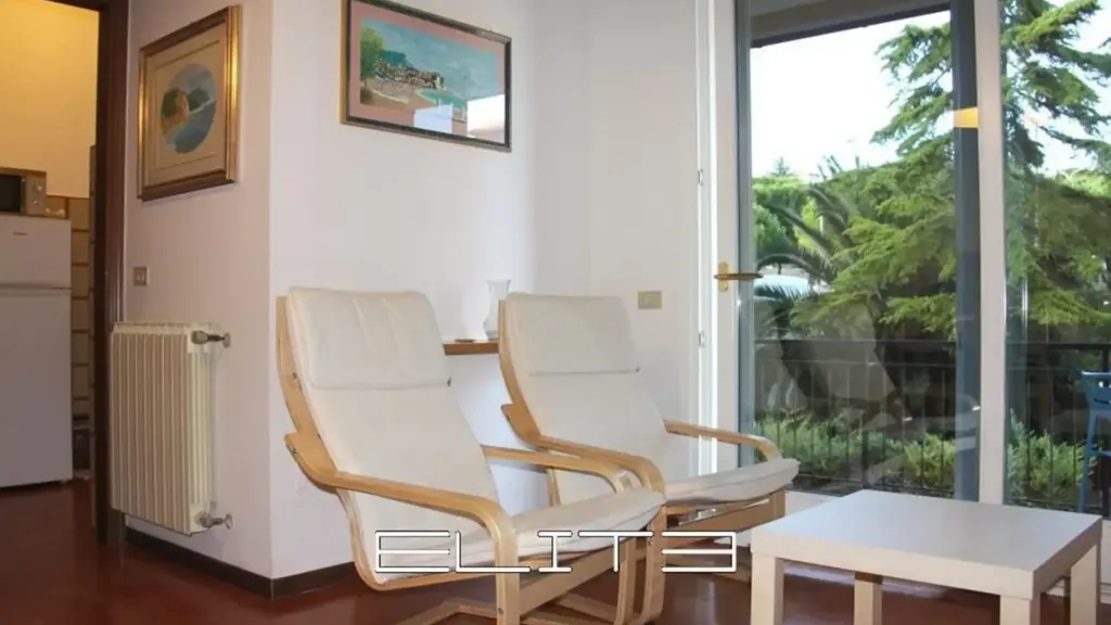 Séjour - Trilocale with Balcony in Numana