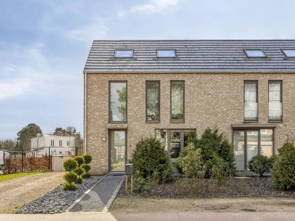 Extérieur - Maison Récemment Construite avec Terrasse à Tessenderlo