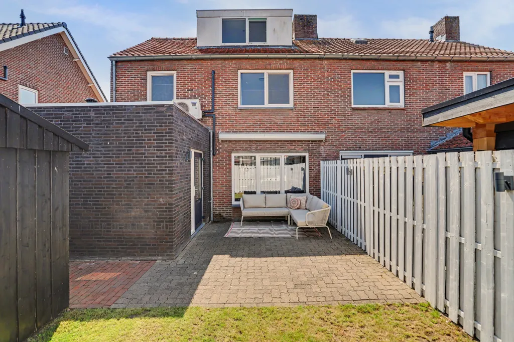 Jardin - Modernised Two-Storey House with Garden in Reusel