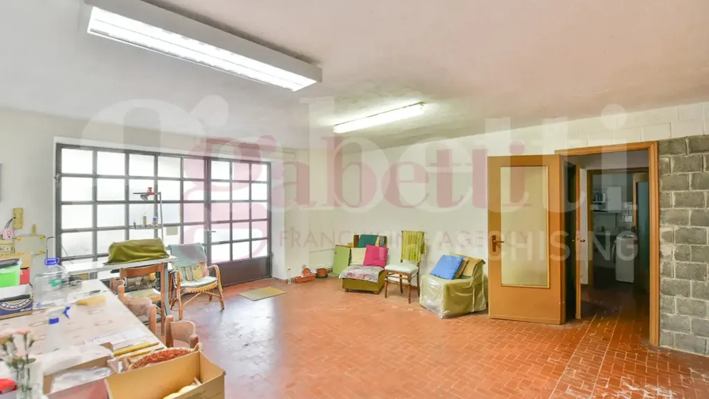 Toad - Villa with Garden in Cantù