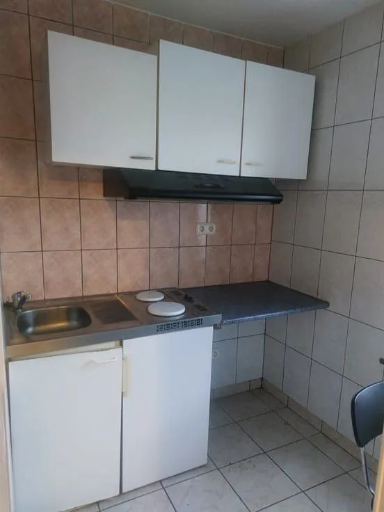 Köök - Studio Flat with Open Plan Kitchen in Virton
