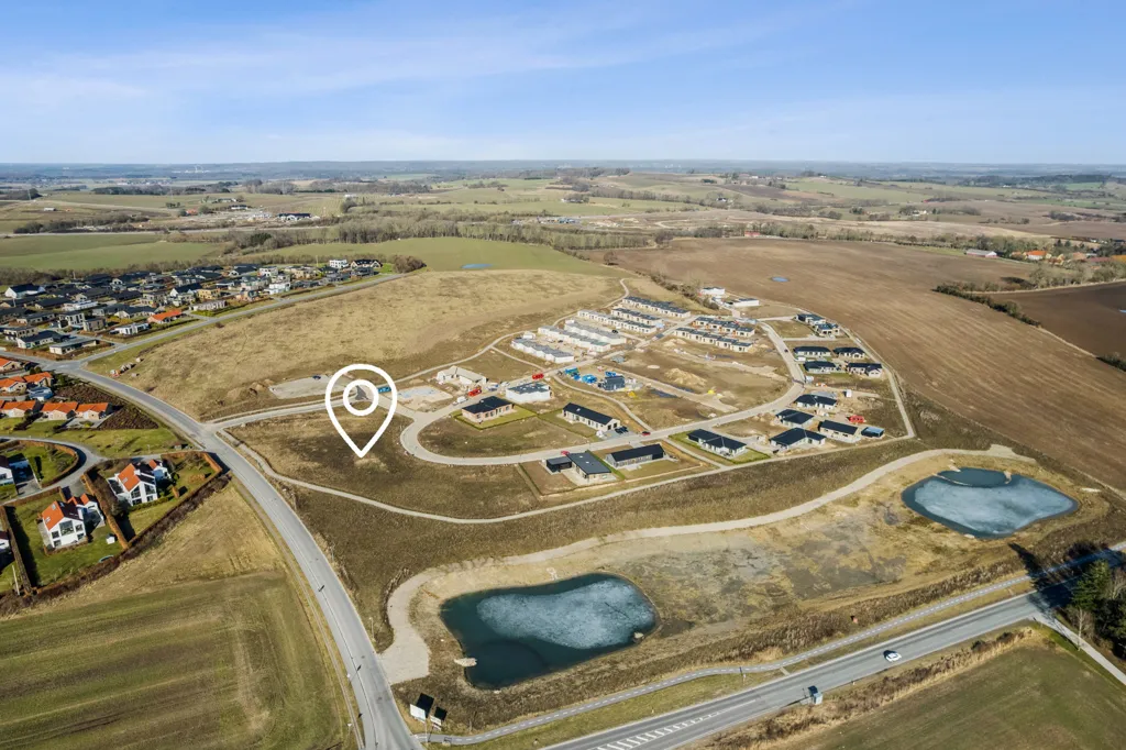Õhuvaade - Year-Round Plot with 5G Coverage in Rønde