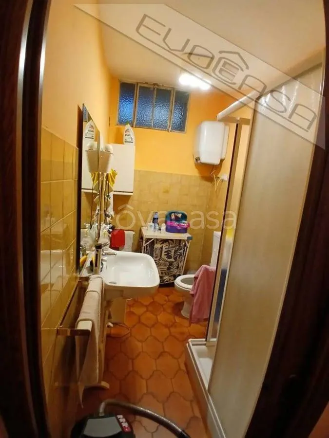 Salles de bain - Villa with Garden in Perosa Argentina