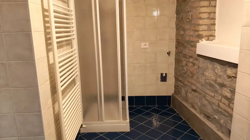 Bagni - Central Bilocale with Parking in Sassuolo