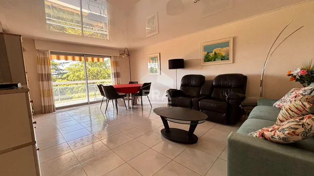 Soggiorno - Apartment with Pool and Sea View in Fréjus Plage