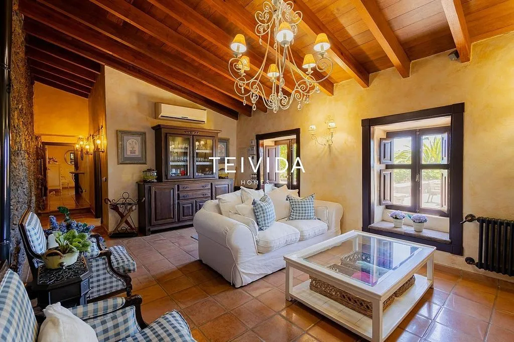 Living Room - Villa with Pool and Bodega in El Rosario