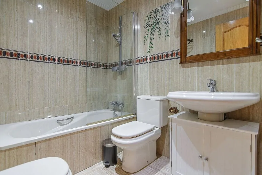 Salles de bain - Duplex Flat with Sea View in Gijón Centre