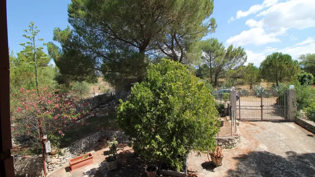 Giardino - Chalet with Mountain Views in Noto
