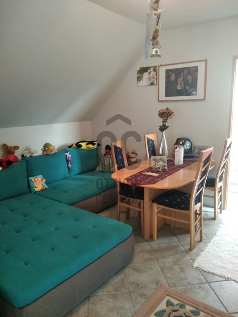Elutuba - Multi-Generational House with Workshop in Székesfehérvár