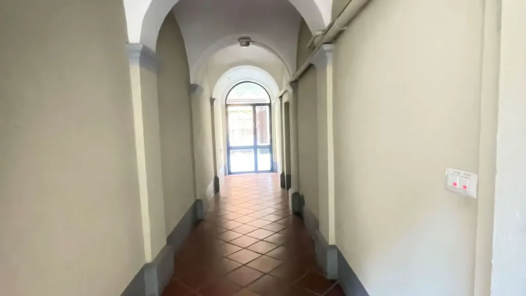 Entrée - Charming Apartment with Balcony in Asti