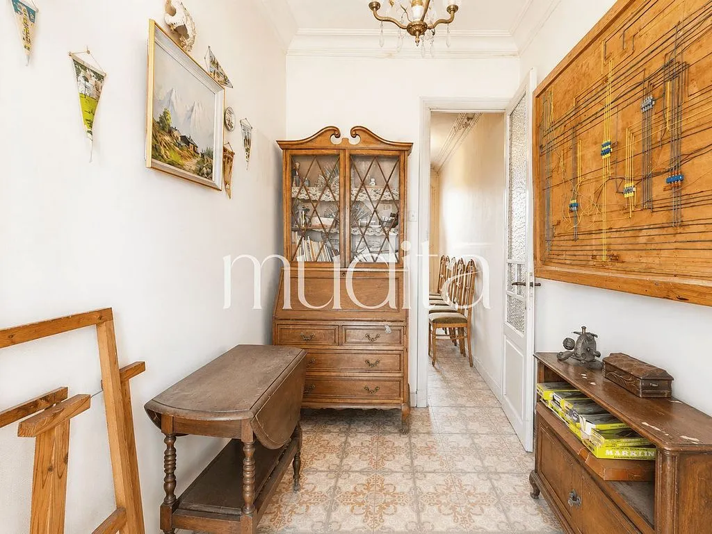 hallway_entrance