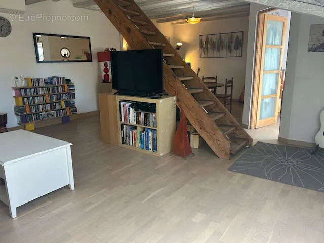 Elutuba - Duplex with Quay View near Hyper-Centre