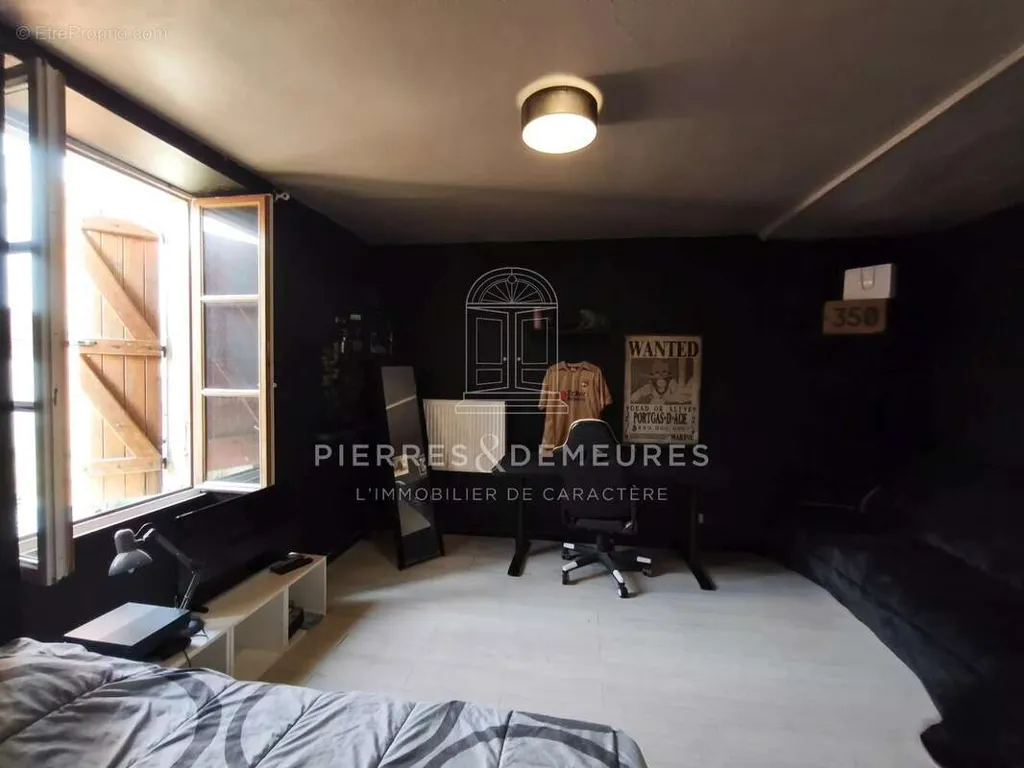 Chambres - Maison 8 pièces à Bengy-Sur-Craon