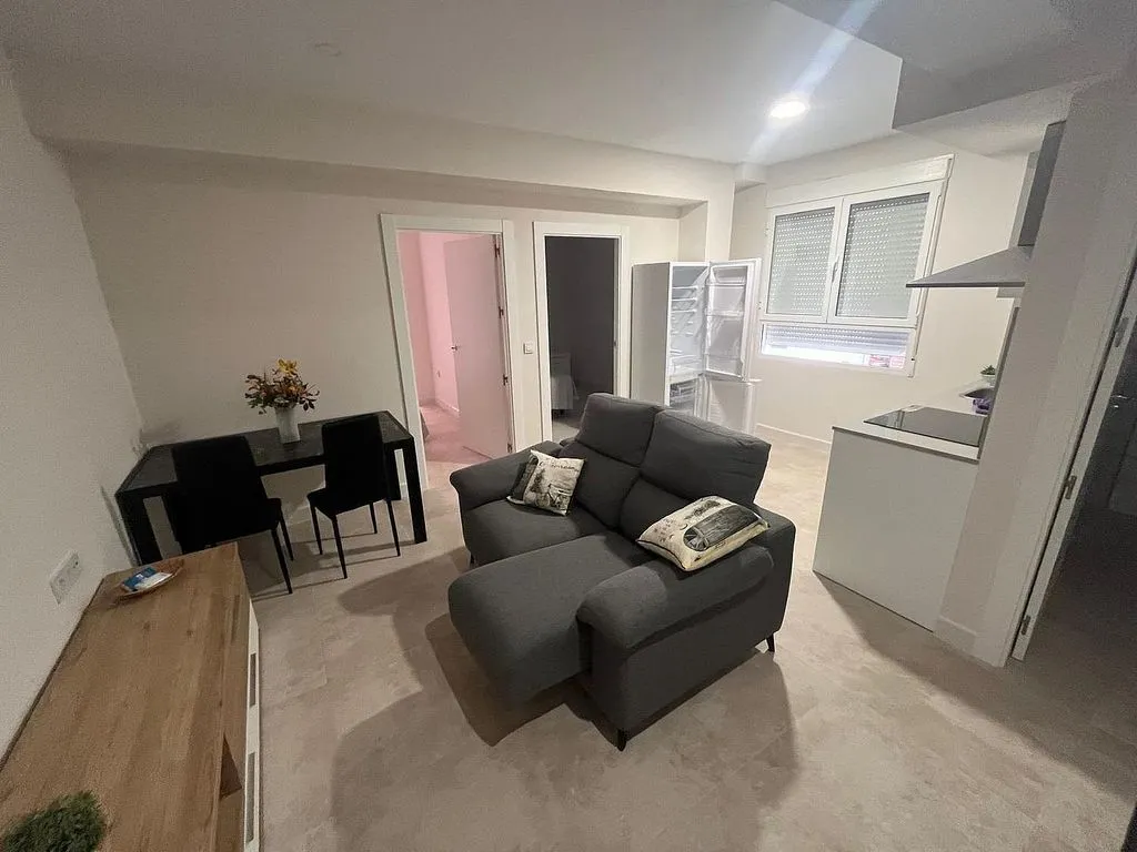 Living Room - Modernised Flat with Balcony in Almansa Centre
