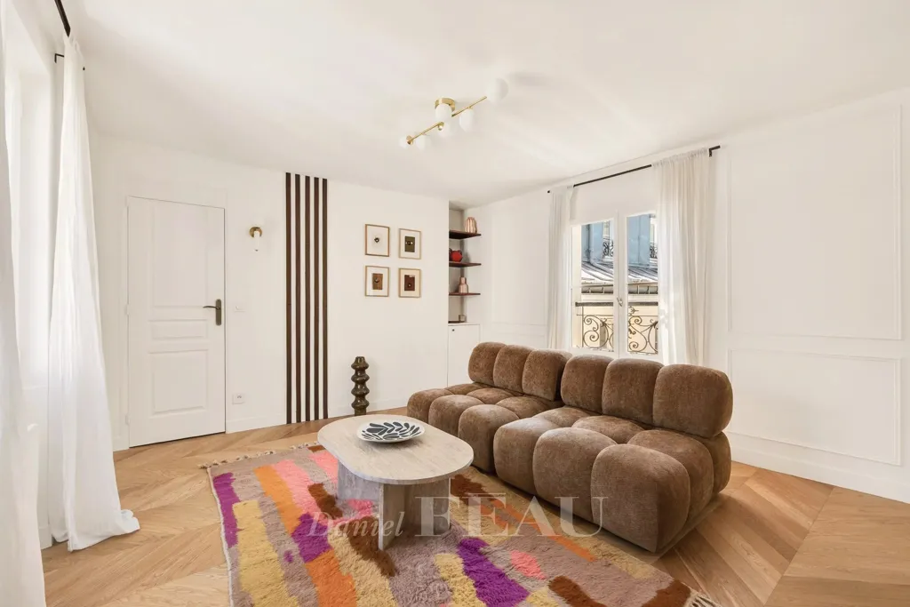 Elutuba - Renovated Flat with Double Aspect in Paris IVe