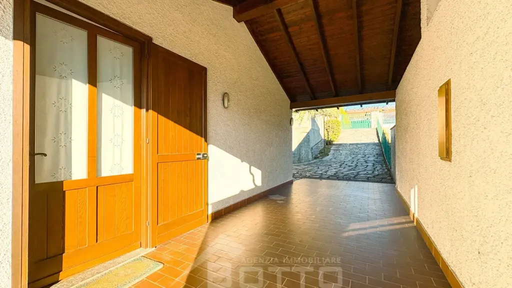 Terrass - Independent House with Lake View in Pettenasco