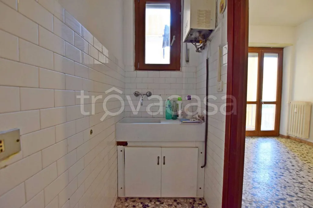 Salles de bain - Apartment with Balcony in Mondovì
