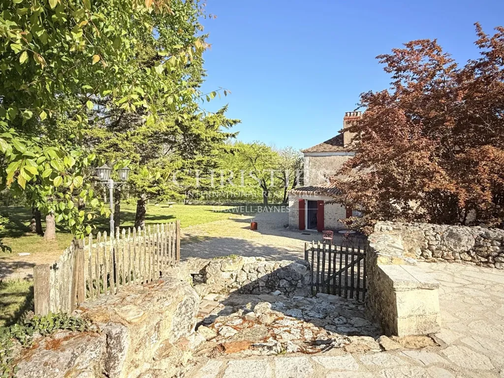 Jardin - Demeure du XVIIe siècle avec Piscine au Périgord