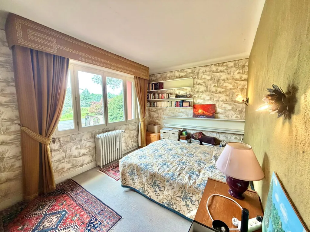 Chambres - Villa Traditionnelle sur Terrain Arboré à Eauze