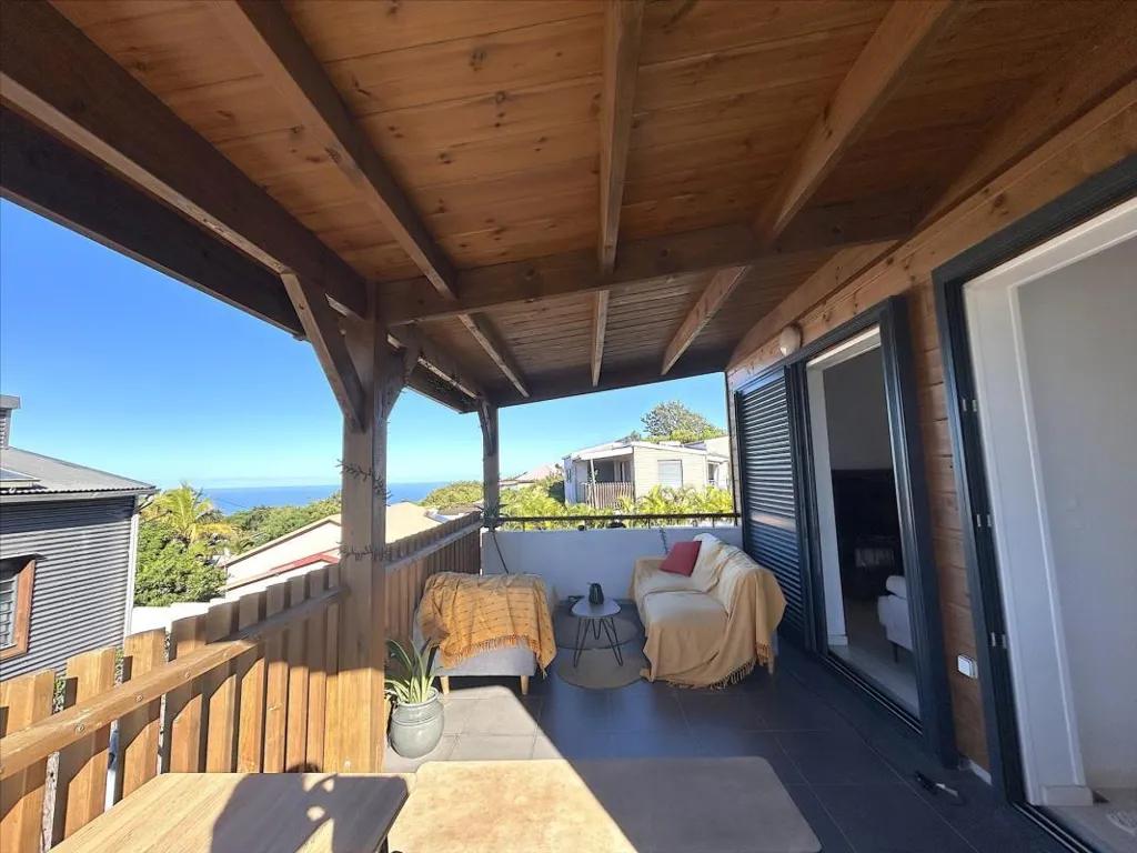Terrasse - Appartement T2 avec Vue Mer aux Avirons