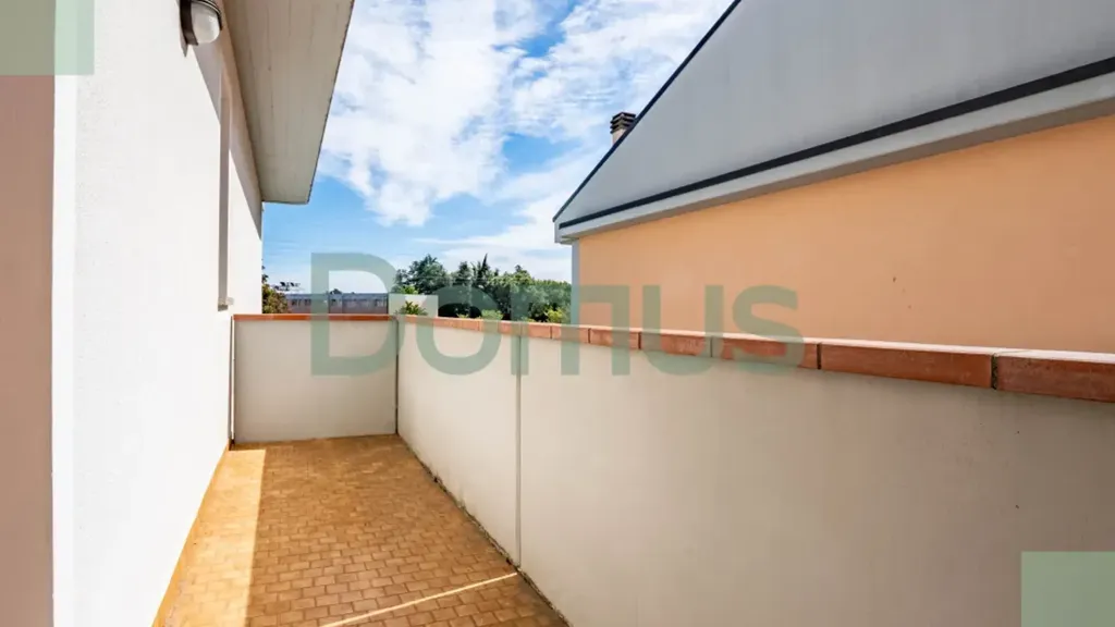 Balcony - Spacious Apartment with Balcony in Cesena
