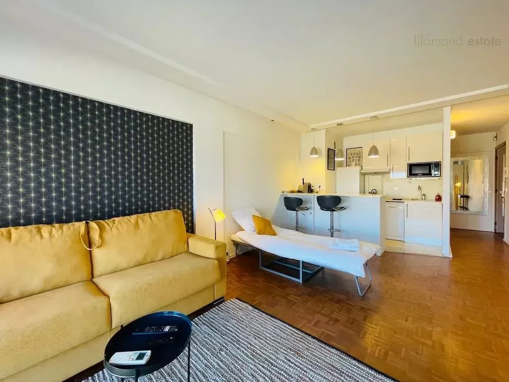 Elutuba - Luxury Studio with Balcony in Cannes Croisette