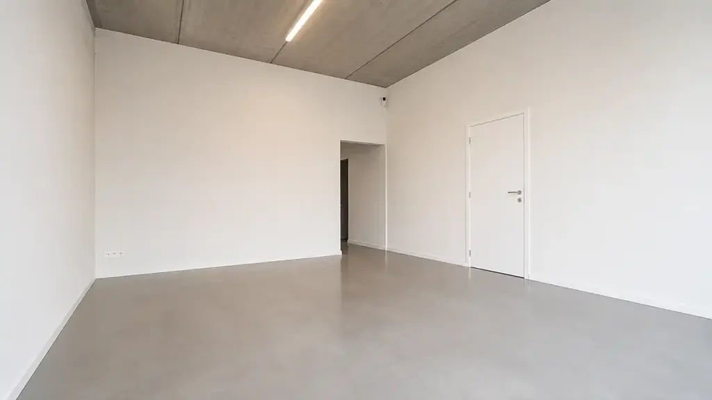 Pièces - Unité commerciale moderne avec bureaux à Heusden-Zolder