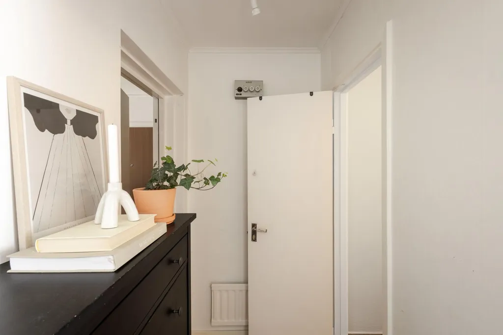 Esik - Apartment with Garden View in Surte