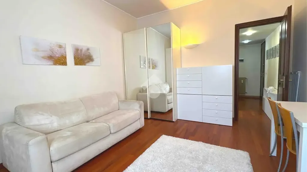 1-room apartment in IT