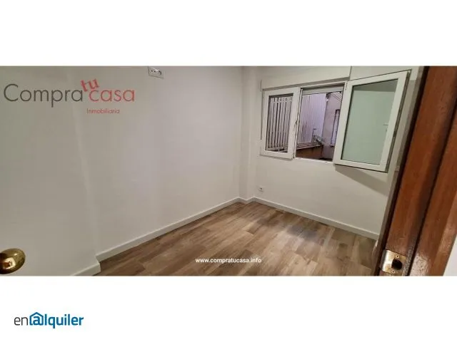 Pièces - Apartment with Terrace on Vía Roma