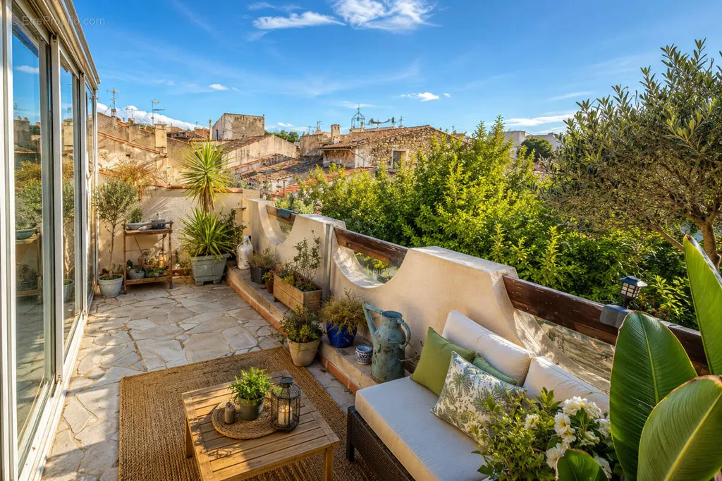Terrasse - Appartement de Village avec Balcon à Ollioules