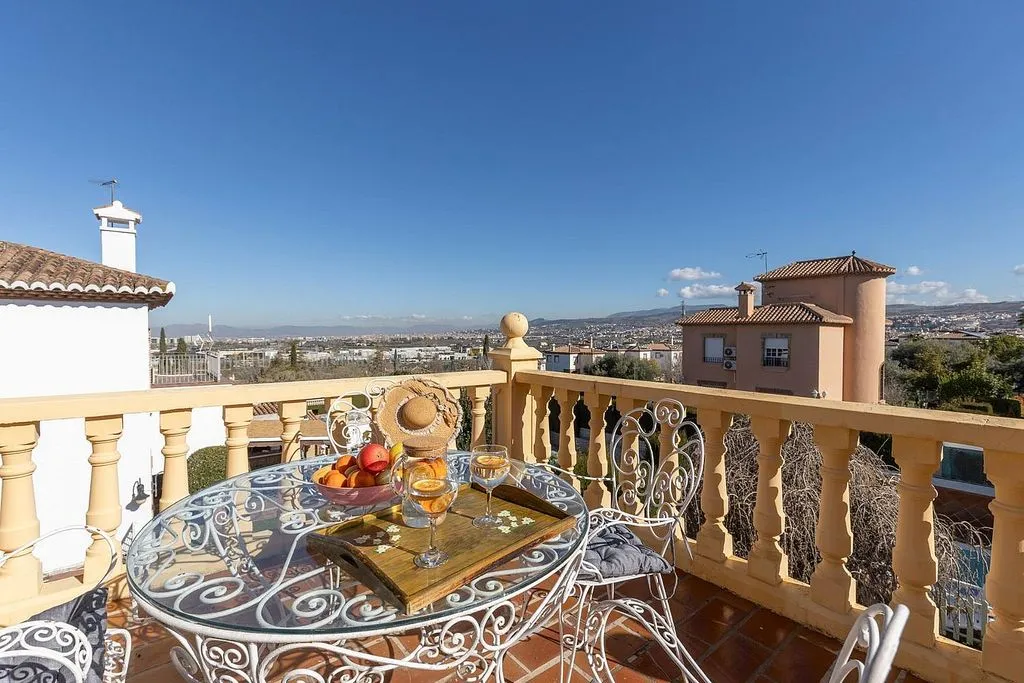 Terrasse - Luxury Detached House with Pool in Zubia