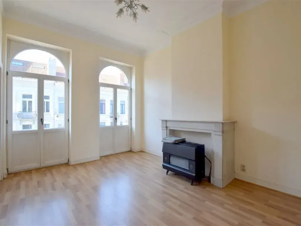 Elutuba - One-Bedroom Apartment in Schaerbeek