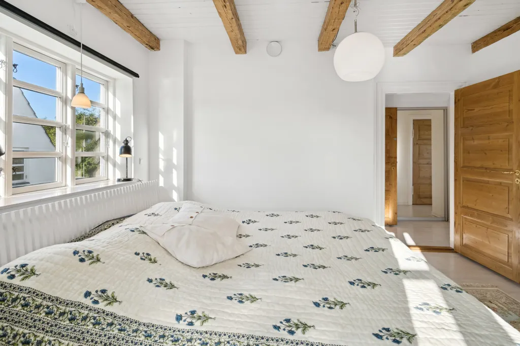 Magamistoad - Renovated Villa with Waterside in Strøby Egede
