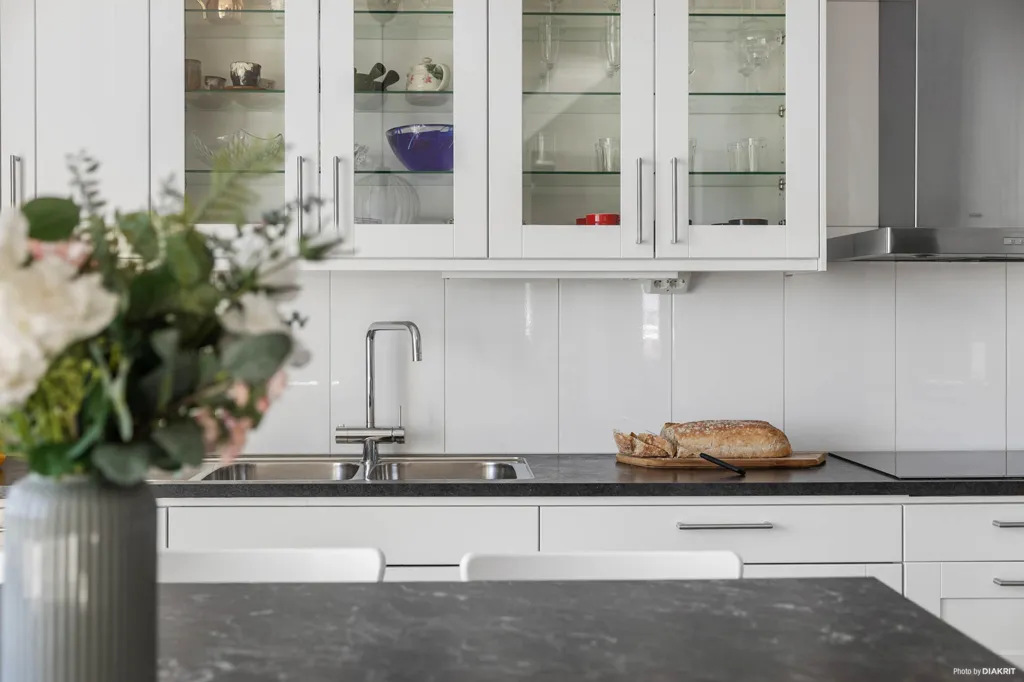 Cucina - Modern Apartment with Panoramic View in Kista Tower